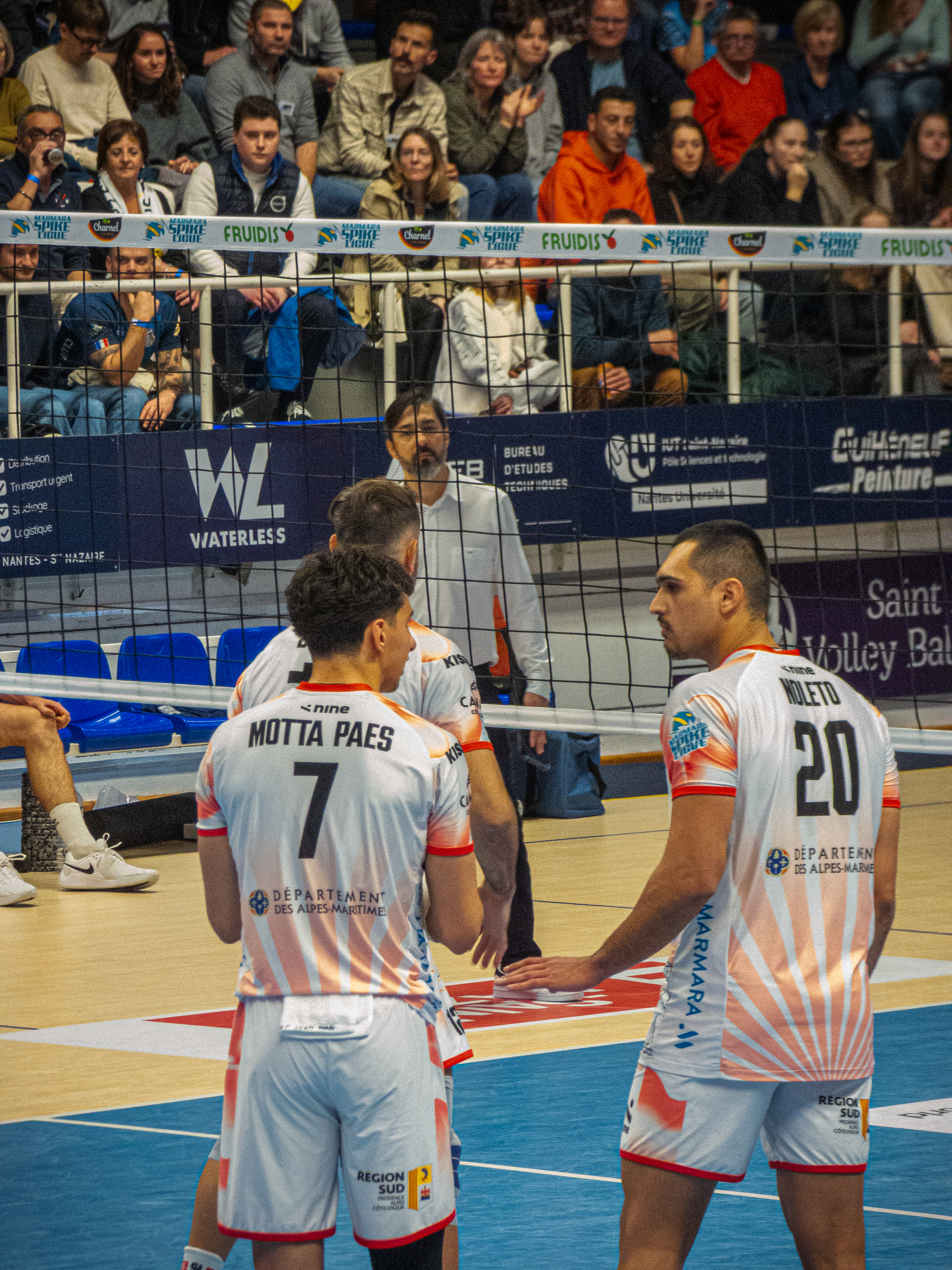 Volley 4